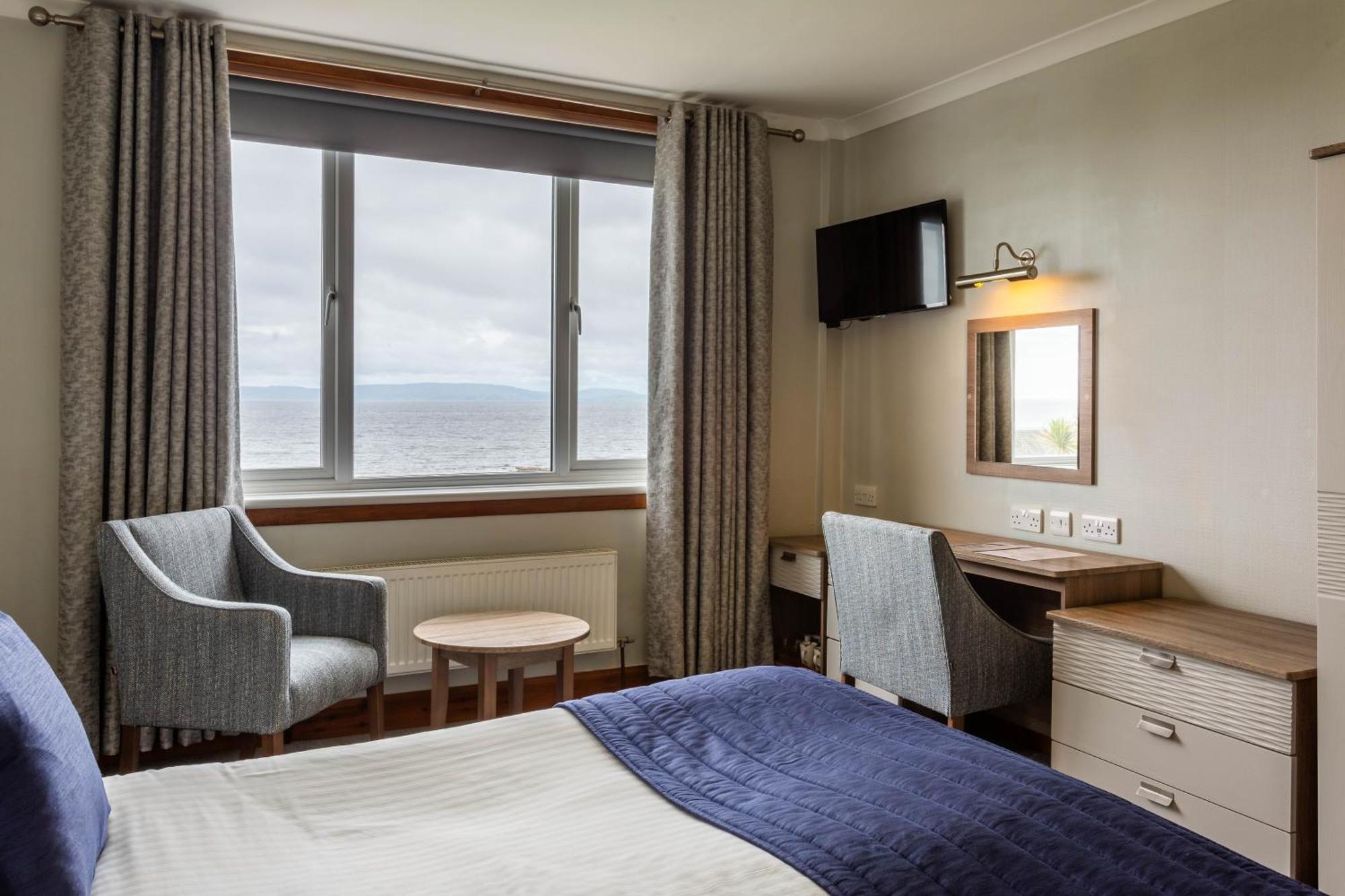 Kinloch Hotel, Isle Of Arran Blackwaterfoot Esterno foto